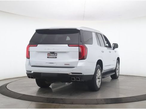 Used 2026 GMC Yukon Denali w/ Advanced Technology Package AWD/4WD image 7