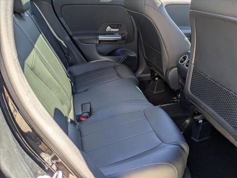 Certified 2022 Mercedes-Benz GLA 250 4MATIC image 21