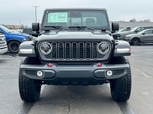 New 2026 Jeep Gladiator Rubicon image 2