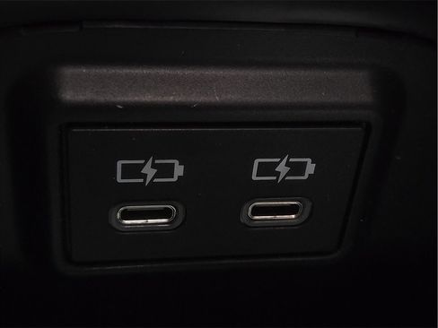 Certified 2025 Toyota RAV4 LE image 17