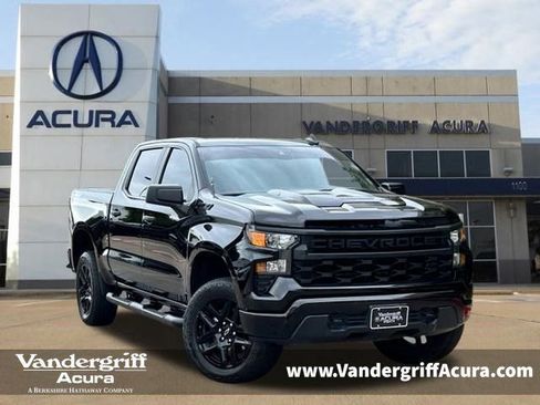 Used 2024 Chevrolet Silverado 1500 Custom Trail Boss w/ Turbomax Blackout Package image 1