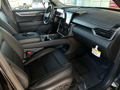 New 2026 GMC Acadia Elevation w/ Black Edition image 16