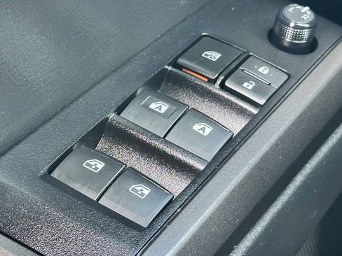 Used 2022 Toyota Tacoma TRD Off-Road w/ Technology Package AWD/4WD image 44