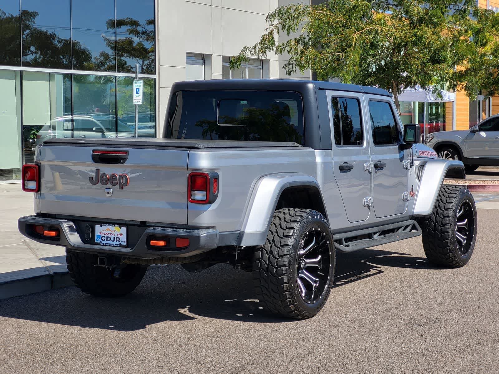 Used 2020 Jeep Gladiator Mojave w/ Trailer Tow Package AWD/4WD image 5