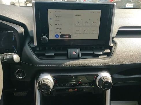 Certified 2025 Toyota RAV4 XLE image 17