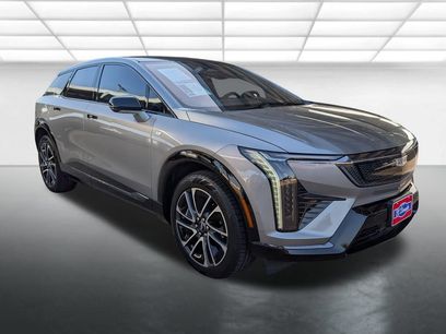 Used 2025 Cadillac Optiq Sport 1