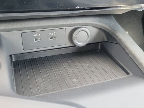 New 2026 Nissan Sentra SV w/ Floor Mat Package FWD image 29