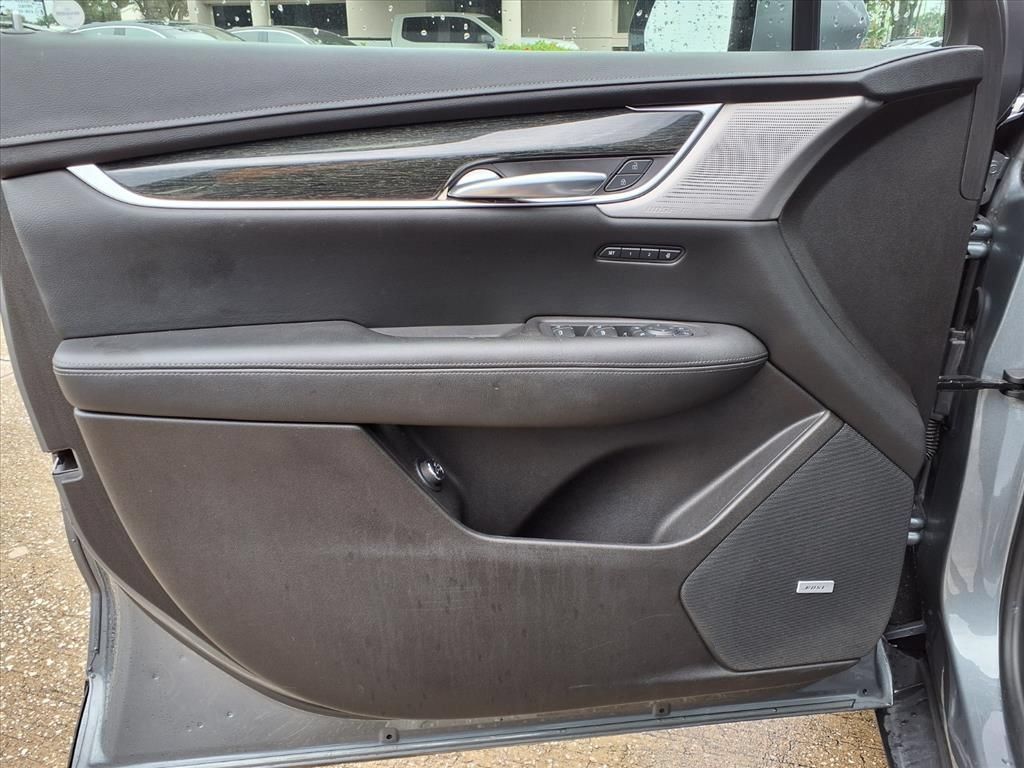Used 2021 Cadillac XT5 Premium Luxury FWD image 21
