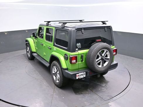 Used 2018 Jeep Wrangler Unlimited Sahara image 23
