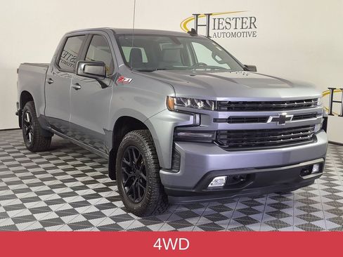 Used 2020 Chevrolet Silverado 1500 RST AWD/4WD image 2