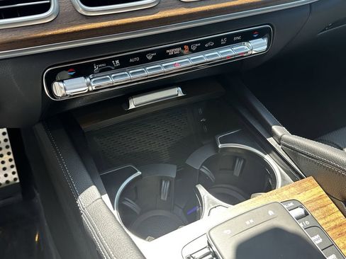 Certified 2026 Mercedes-Benz GLE 350 4MATIC image 32