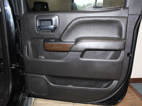 Used 2018 GMC Sierra 1500 Denali AWD/4WD image 34