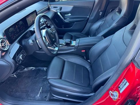 Used 2020 Mercedes-Benz CLA 250 image 9