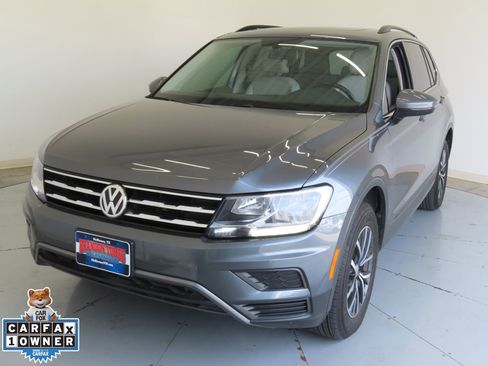Used 2019 Volkswagen Tiguan SE image 9