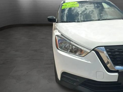 Used 2020 Nissan Kicks S FWD image 41