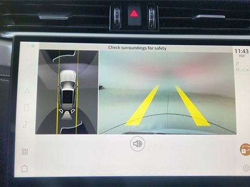 Used 2025 Jaguar F-PACE R-Dynamic S image 44