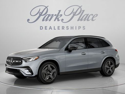 Certified 2026 Mercedes-Benz GLC 300 image 2