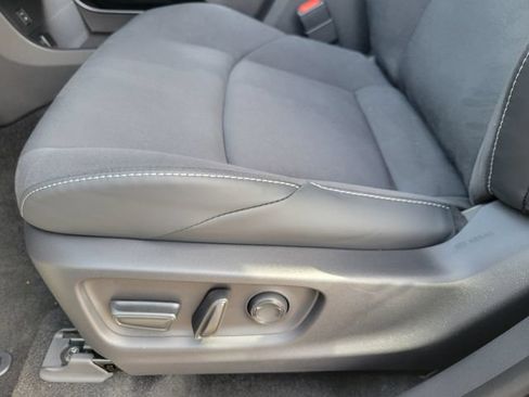New 2026 Toyota C-HR AWD/4WD image 17