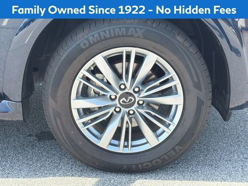 Used 2024 INFINITI QX80 Luxe RWD image 12