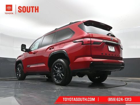 Used 2023 Toyota Sequoia Platinum AWD/4WD image 54