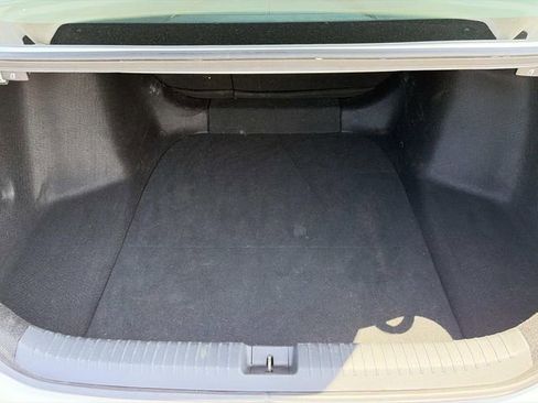 Used 2023 Honda Accord Sport image 9