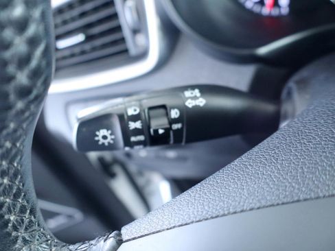 Used 2016 Kia Sorento SX FWD image 25