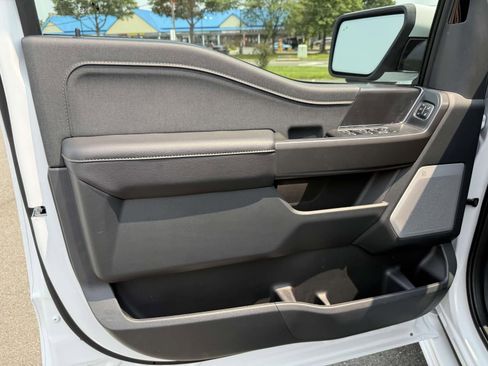 New 2025 Ford F150 Lariat w/ Equipment Group 502A High image 8