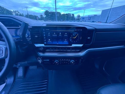 Used 2025 Chevrolet Silverado 3500 LT w/ All Star Edition RWD image 22