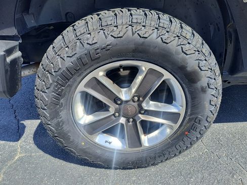 Used 2012 Jeep Wrangler Sport AWD/4WD image 11