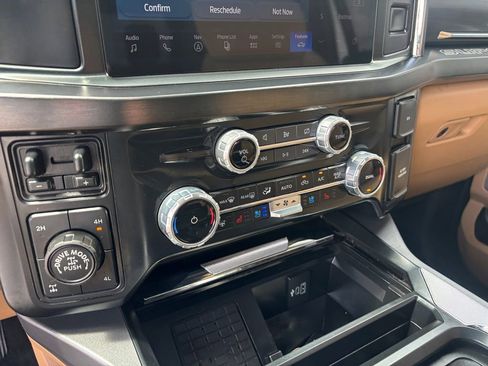 Used 2023 Ford F250 Lariat w/ Tremor Off-Road Package AWD/4WD image 16