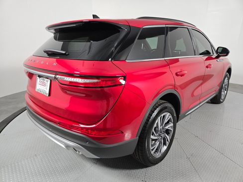 New 2026 Lincoln Corsair Premiere w/ Rear Removable Package Tray FWD image 4