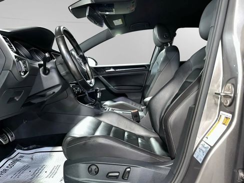 Used 2016 Volkswagen Golf R 4-Door image 6