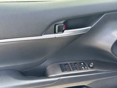 Certified 2023 Toyota Camry SE image 10