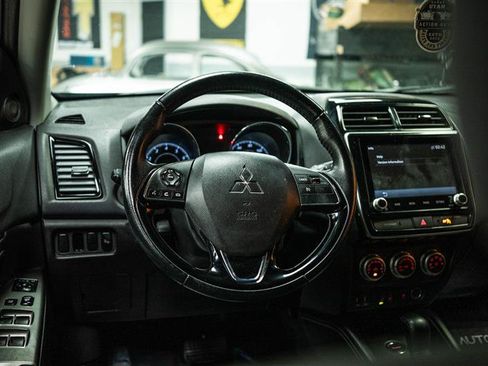 Used 2021 Mitsubishi Outlander Sport LE image 15