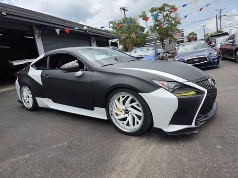 Used 2016 Lexus RC 200t RWD image 4