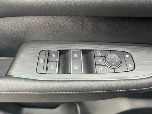 New 2026 Nissan Armada SL image 11