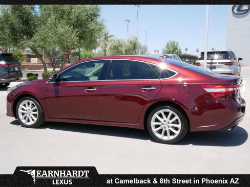 Used 2013 Toyota Avalon Limited FWD image 5