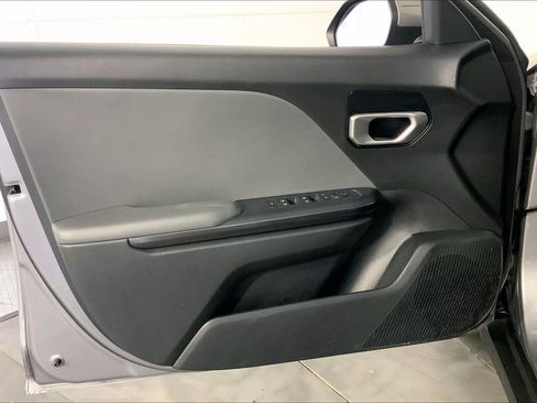 Used 2025 Kia K4 FWD image 24