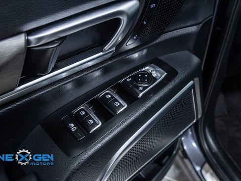 Used 2025 Kia Telluride SX Prestige X-Line image 12