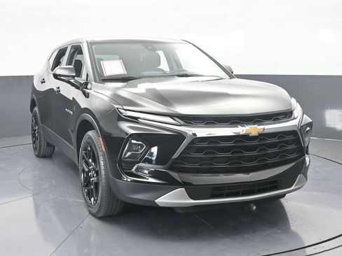 Certified 2023 Chevrolet Blazer LT w/ Driver Confidence Package image 9