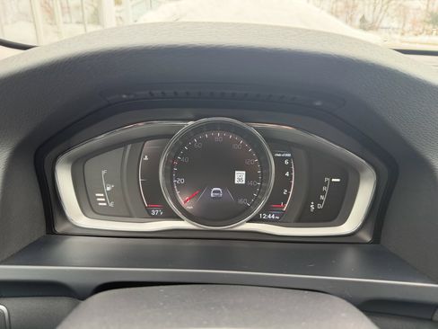 Used 2016 Volvo V60 T5 Cross Country Platinum w/ Climate Package image 30