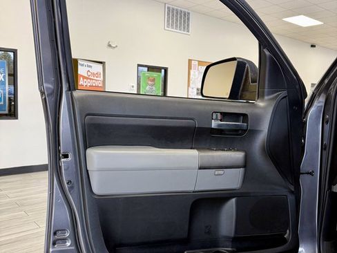 Used 2011 Toyota Tundra DOUBLE CAB SR5 image 14