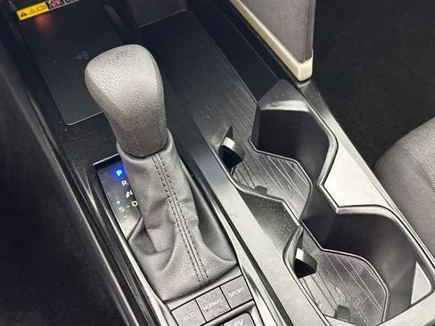 Used 2025 Toyota Camry LE image 13