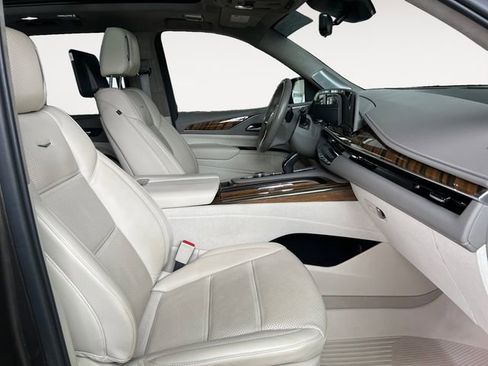 Used 2021 Cadillac Escalade Premium Luxury Platinum AWD/4WD image 13