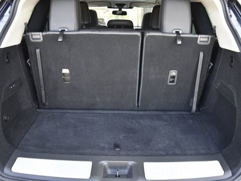 Used 2022 INFINITI QX60 Sensory w/ Cargo Package FWD image 32