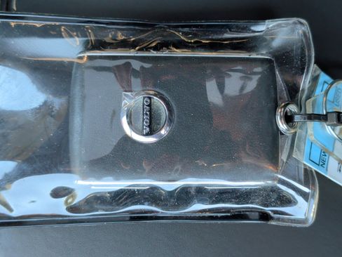 Used 2020 Volvo XC40 T4 R-Design image 39