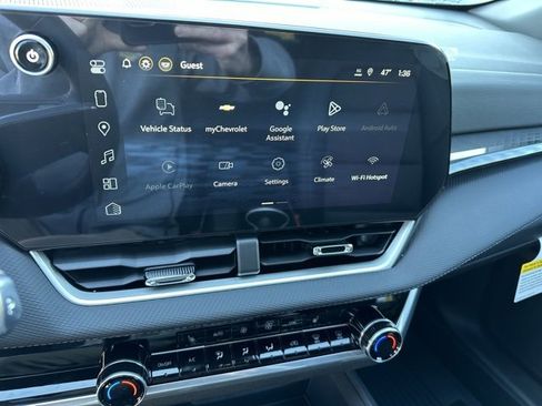 New 2026 Chevrolet Equinox LT image 18