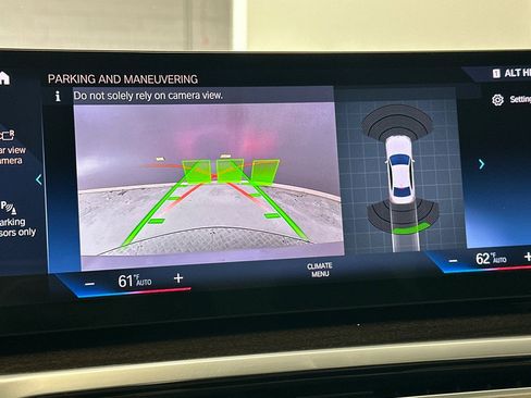 Certified 2023 BMW 330i Sedan w/ Driving Assistance Package RWD image 24