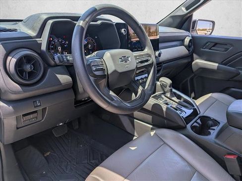 Used 2024 Chevrolet Colorado Trail Boss w/ Technology Package AWD/4WD image 8