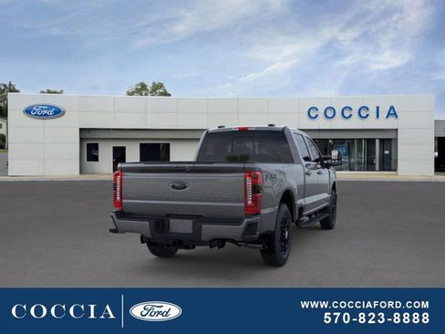 New 2026 Ford F250 Lariat w/ Black Appearance Package image 8